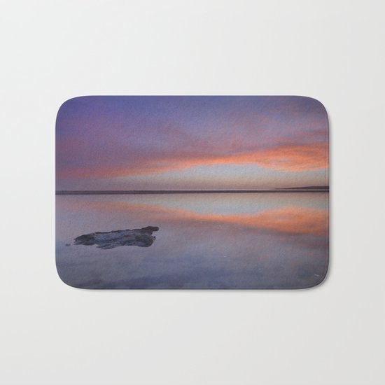 "Purple reflections at the sea". Bolonia Bath Mat