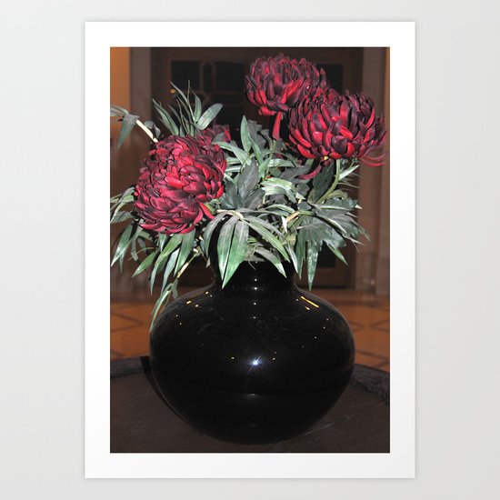 The black vase Art Print