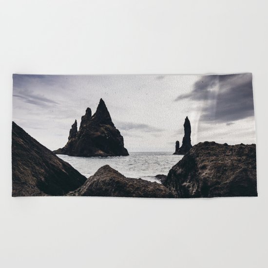 Ocean visit Beach Towel