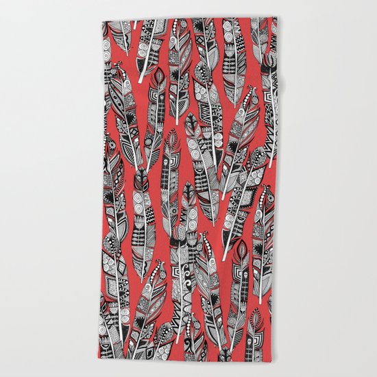 geo feathers red Beach Towel