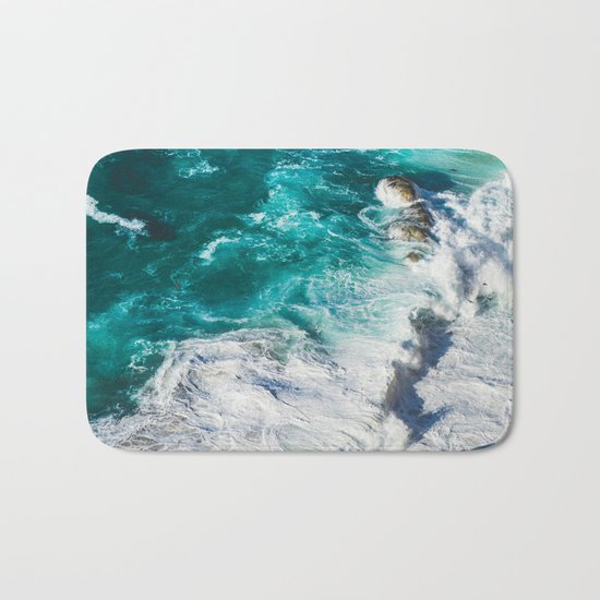 Crashing waves Bath Mat