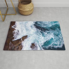Turquoise Ocean Waves With Foamy, Rugged Surf Rug
