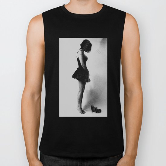 Woman without shoes Biker Tank