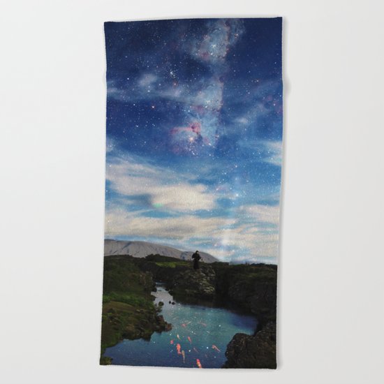 Samurai's dream of love Beach Towel