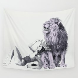 The Queen (Leo) Wall Tapestry