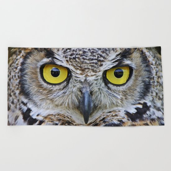 I'm watching you Beach Towel
