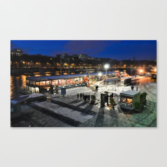 Sous le ciel Canvas Print