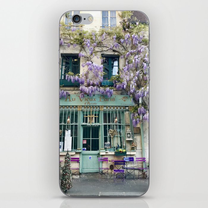 Au Vieux Paris iPhone Skin