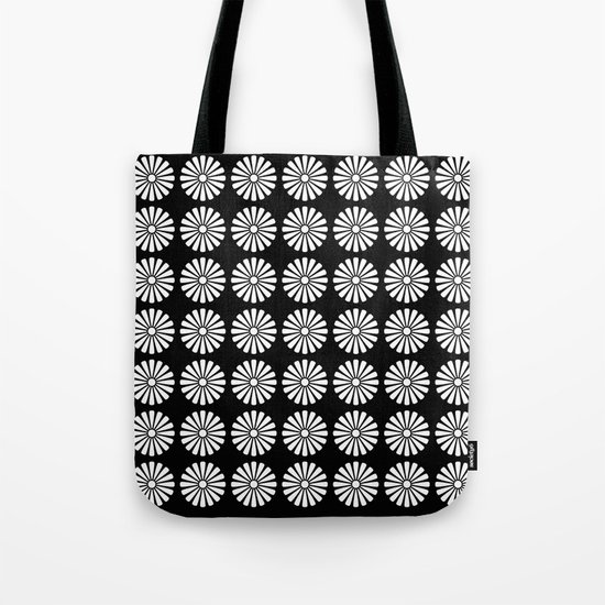 Black And White Flowery Daisy Pattern Tote Bag