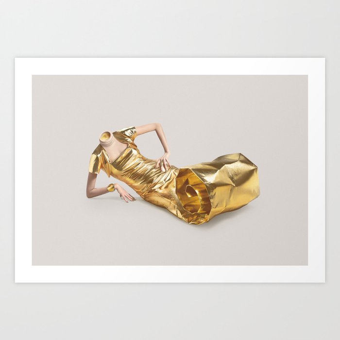 Lose your head - Gold tube Art Print