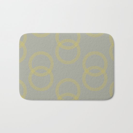 Simply Infinity Link Mod Yellow on Retro Gray Bath Mat