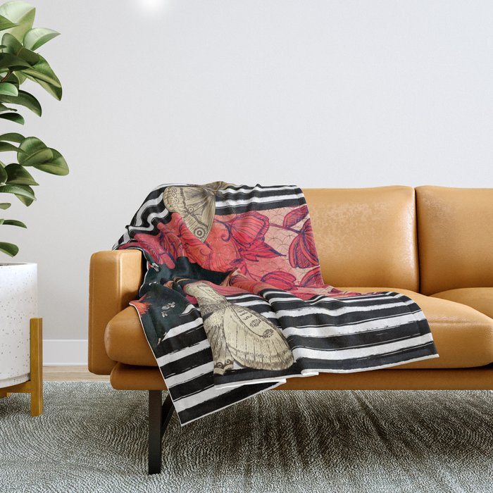 Frida enamorada Throw Blanket