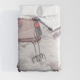 Doris Whisker II - Avalanche Whipped Cream Mountain Comforter