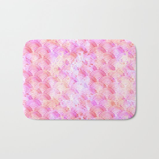 Pink waves pattern Bath Mat