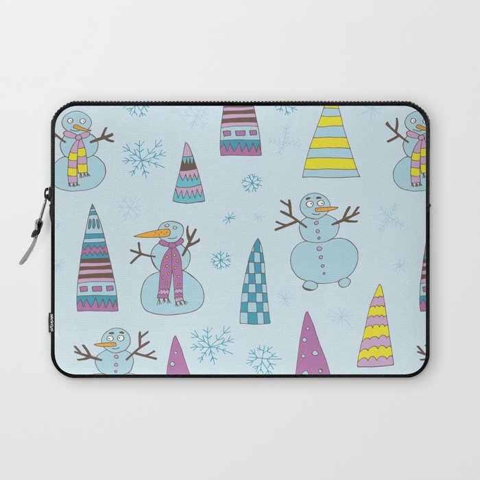 Snowmen with Christmas trees Laptop Sleeve