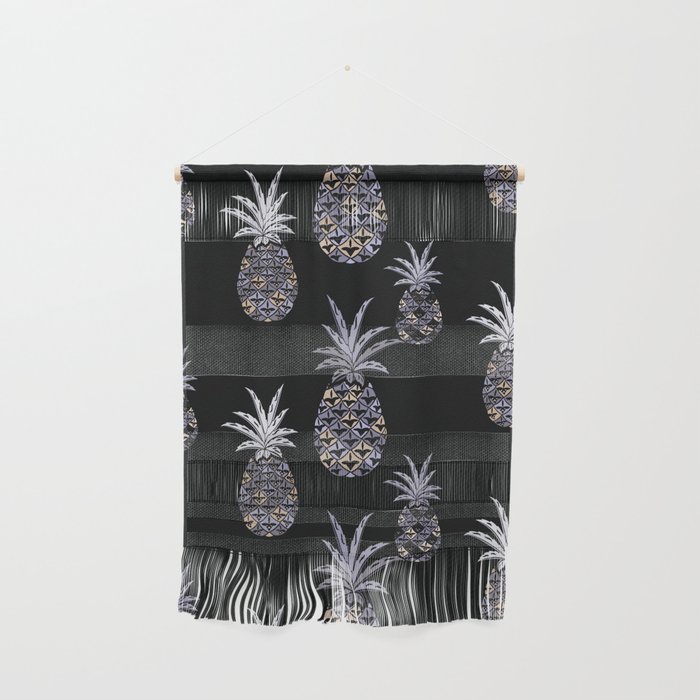 Vintage Hawaiian Pineapple Print Wall Hanging