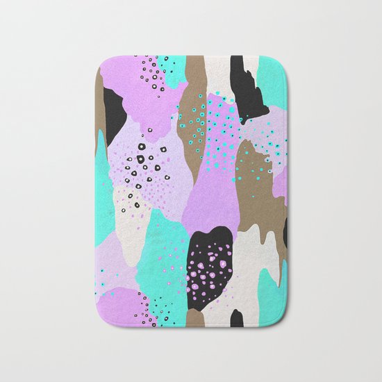 Party in my tummy Bath Mat