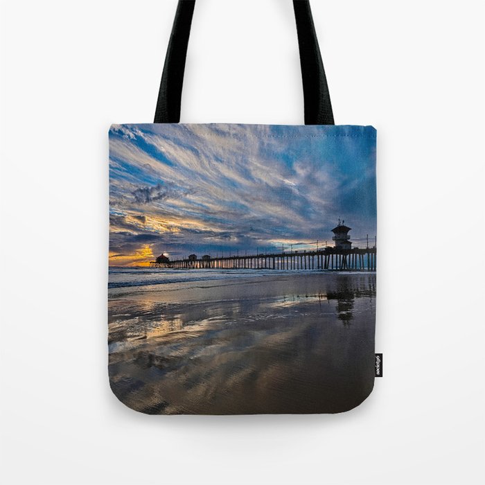 HB Sunsets  1/6/16   /  Sunset At The Huntington Beach Pier Tote Bag