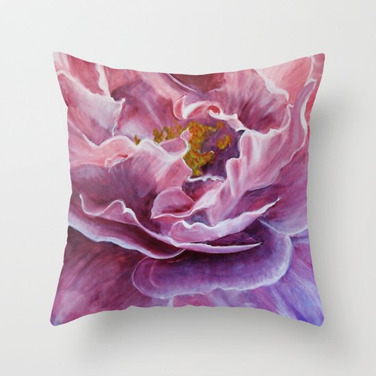 This rose Throw Pillow
