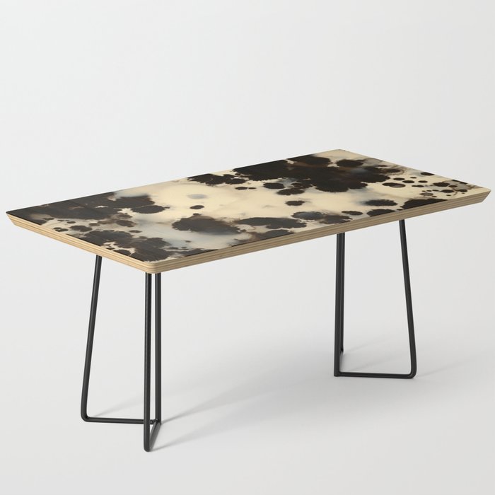 Black and White Tortoiseshell Pattern