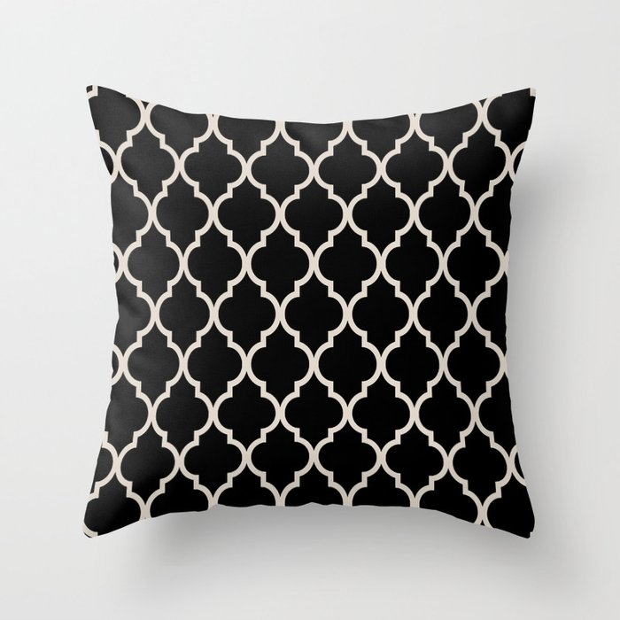 Classic Quatrefoil Lattice Pattern 821 Black and Linen White Throw Pillow