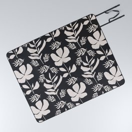 Black and White Bohemian Floral Modern Pattern Picnic Blanket
