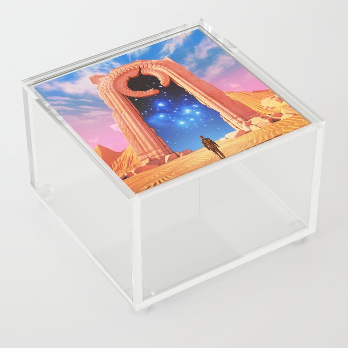 Universal Traveler Acrylic Box