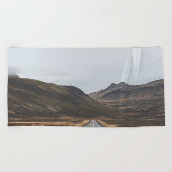 Innra Hvannagil, Iceland Beach Towel