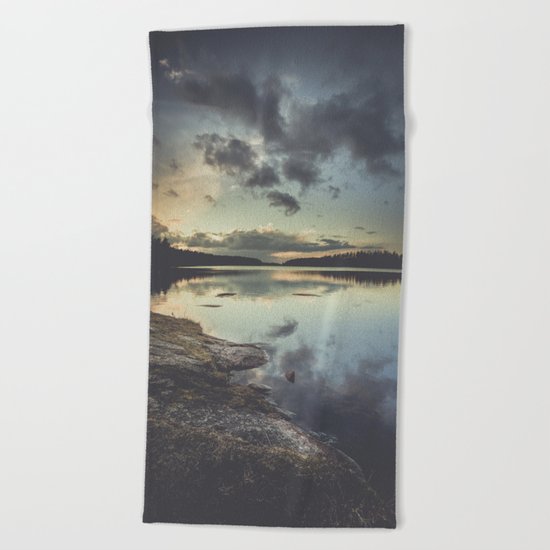 I see the love in you Beach Towel