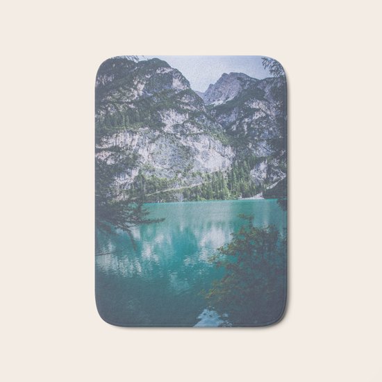 Peer Through Bath Mat