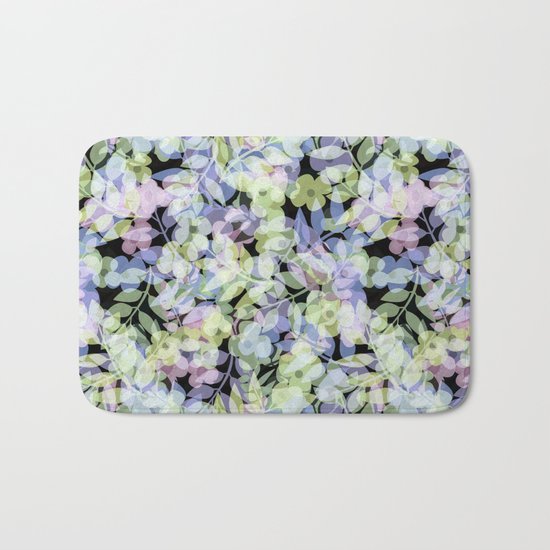 The leaf in dreams Bath Mat