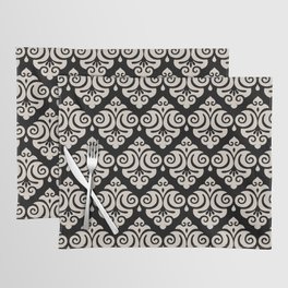Traditional Pattern in linen white and black. Placemat