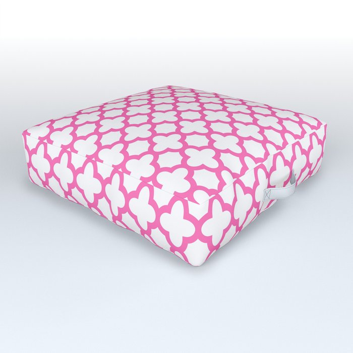 Hot Pink Quatrefoil Pattern Outdoor, Hot Pink Outdoor Cushions