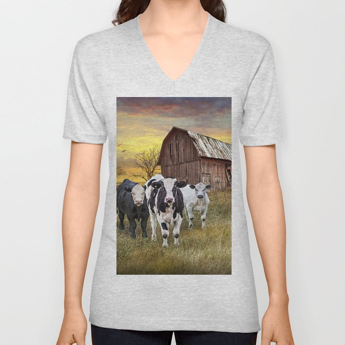 Cattle in the Midwest with Barn and Tractor at Sunset V Neck T Shirt