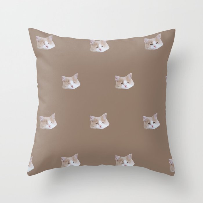 omochi cat monogram illustration version brown Throw Pillow