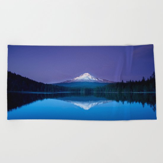 blue mountain Beach Towel