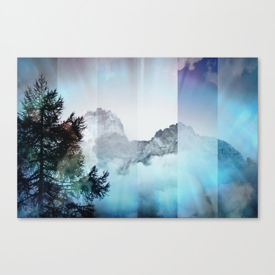 Boreal Lights on the Mountains Canvas Print