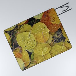 Water droplets on autumn aspen leaves Picnic Blanket