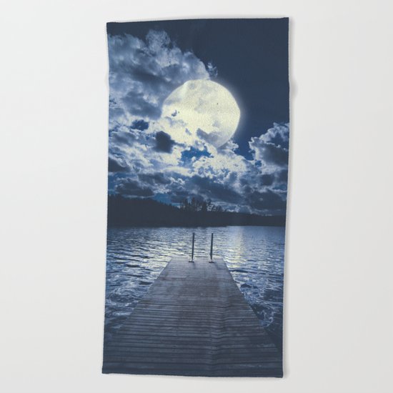Bottomless dreams Beach Towel