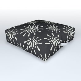 Minimal Retro Styled Geometric Pattern - Black and White Outdoor Floor Cushion