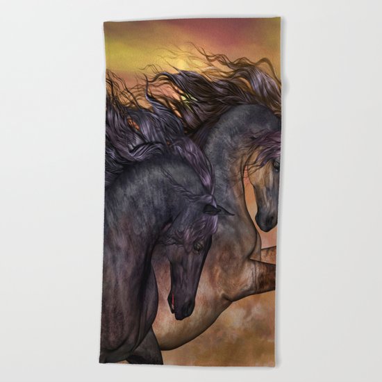 HORSES - On sugar mountain Beach Towel