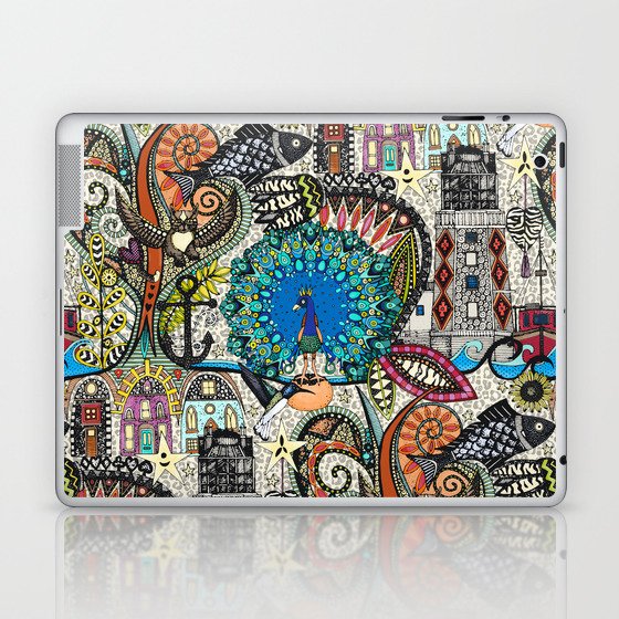 fantastical dreams pearl Laptop & iPad Skin
