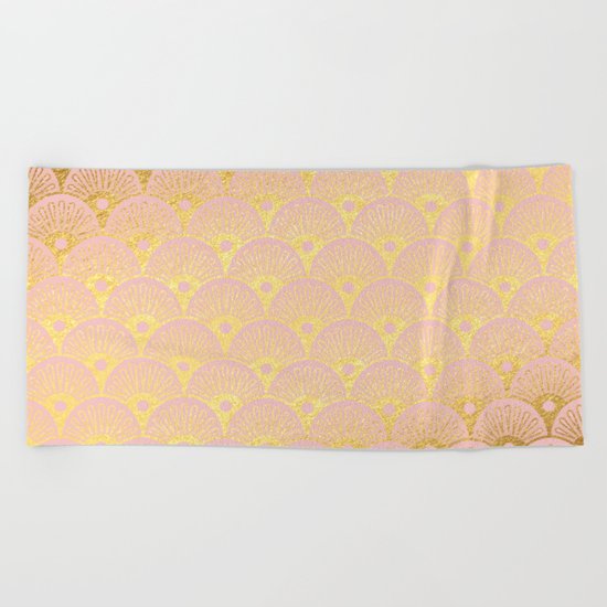 Gold and pink sparkling Mermaid pattern Beach Towel