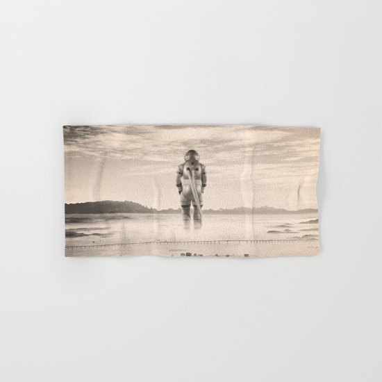 The Unwanted Giant Hand & Bath Towel
