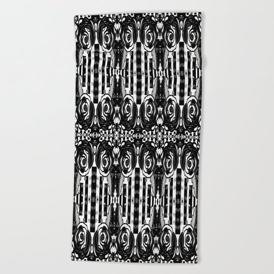 Spider Rose Beach Towel