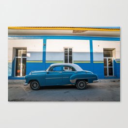 Blue vintage car in Trinidad Cuba Canvas Print