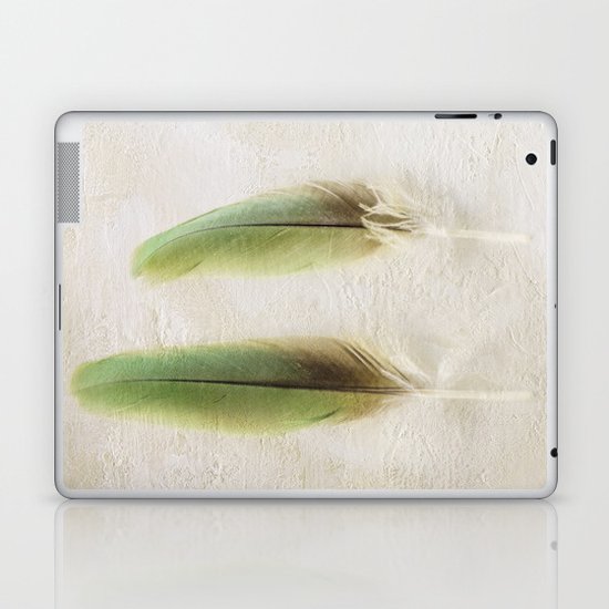 Green Feathers Laptop & iPad Skin