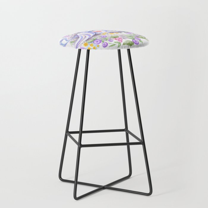 Cute mother bird and baby bird in the nest Bar Stool