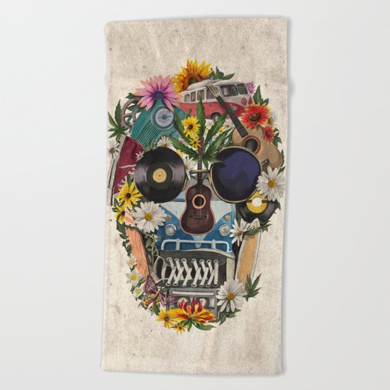 retro 70s skull Beach Towel