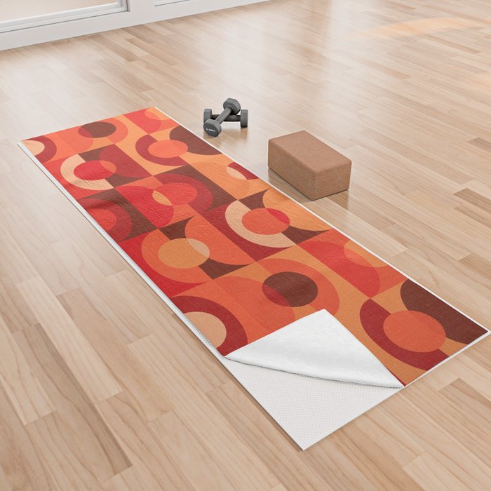 Sunset and Sunrise / Monochrome Geometry Yoga Towel